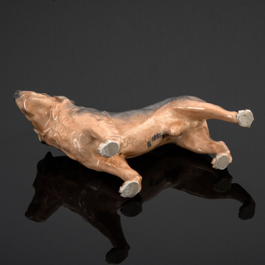 Статуэтка "Гончая" автор Peter Herold (годы жизни: 1879–1920), Royal Copenhagen