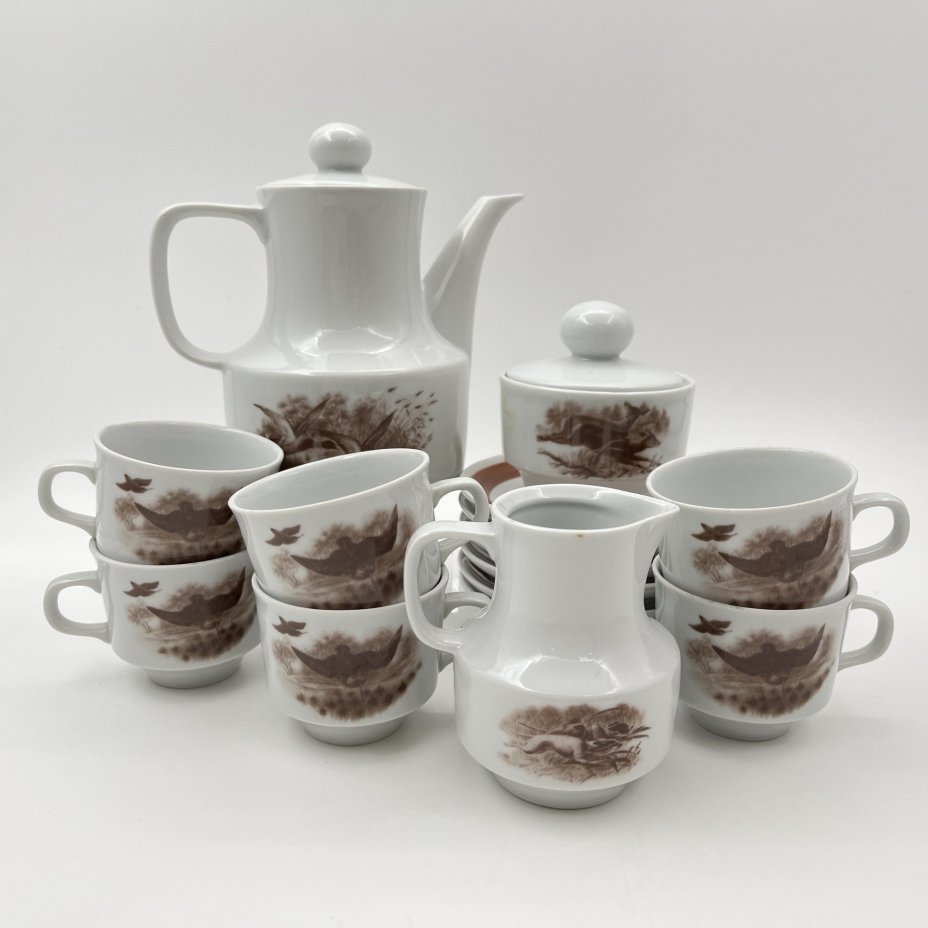 Сервиз кофейный на 6 персон, украшенный изображением дичи (15 предметов), фарфор, деколь, Colditz (Кольдиц), Германия, 1980-1990 гг.