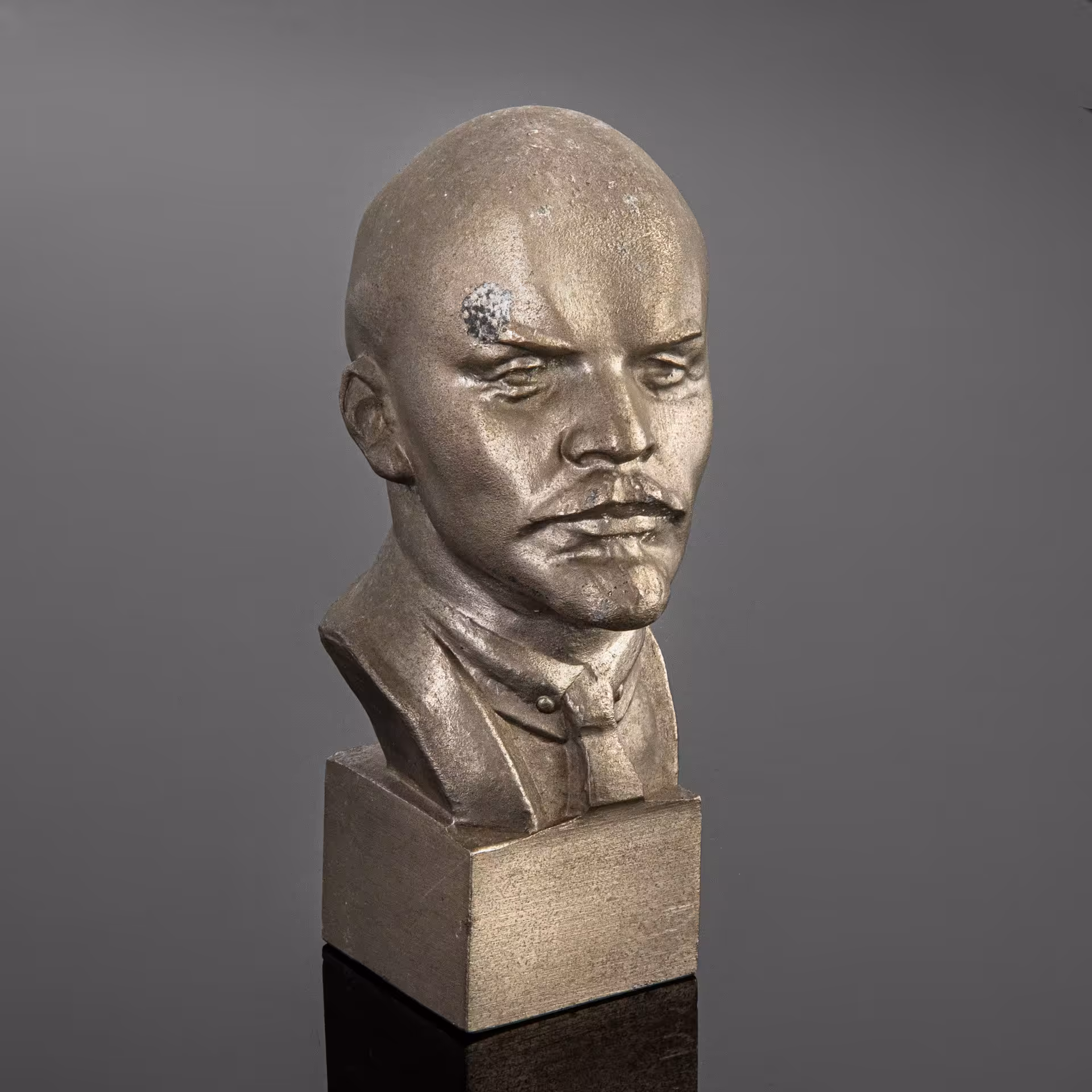 Бюст "Владимир Ильич Ленин"