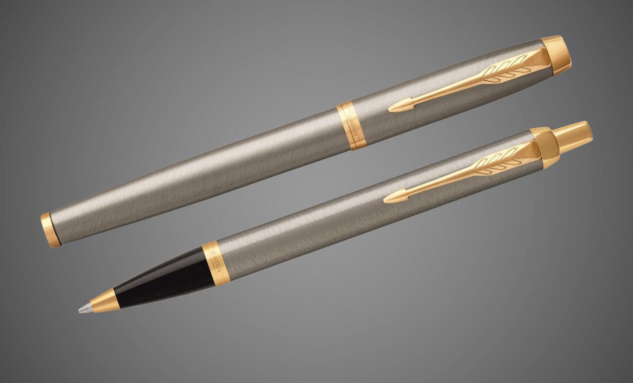 Подарочный набор из 2-х ручек Parker IM brushed metal GT роллер+шариковая ручки, Лаки и смолы: лак, латунь