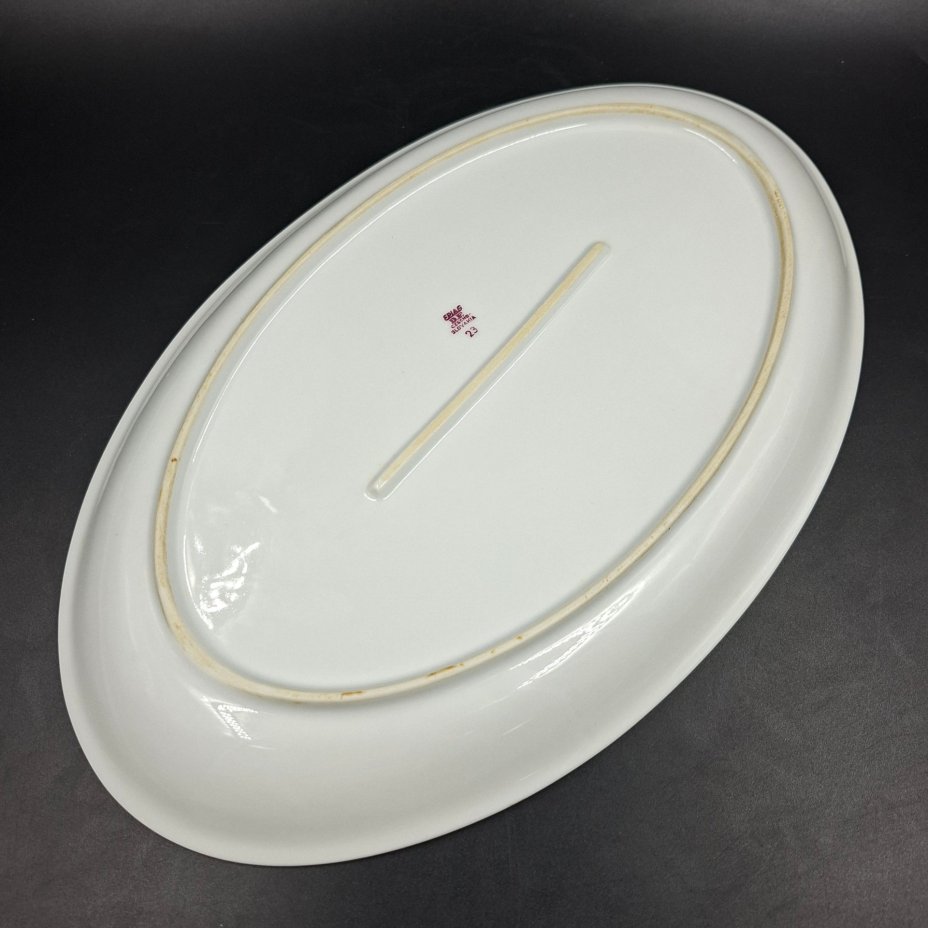 Блюдо овальное с цветочным декором в розово-зеленой гамме, фарфор, печать, Epiag Royal Czechoslovakia, Чехословакия, 1970-1990 гг.