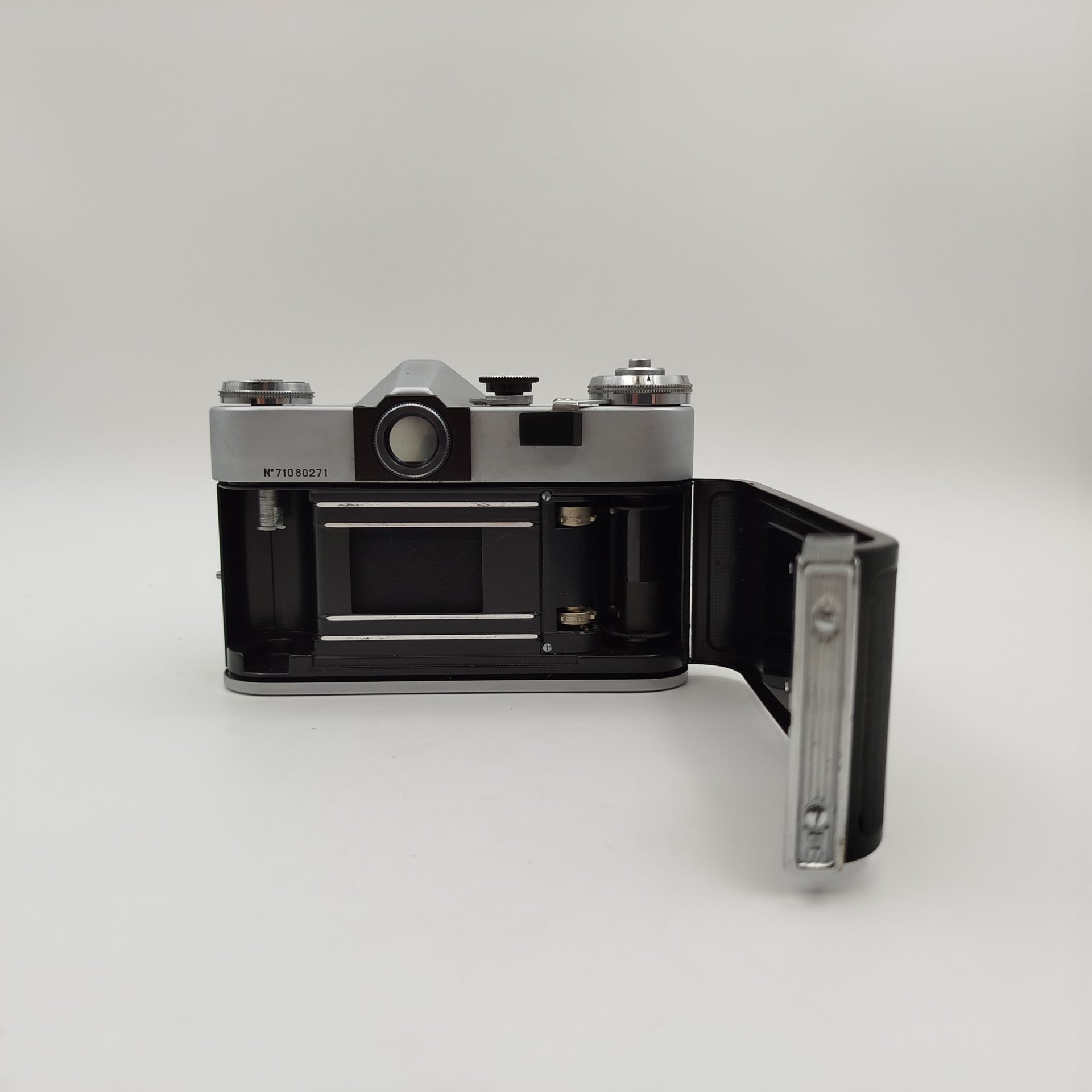 Фотоаппарат "Зенит-В" с объективом "Индустар-50-2" в оригинальном кофре, металл, пластик, кожа, стекло, Красногорский механический завод (КМЗ), Красногорский механический завод (КМЗ)