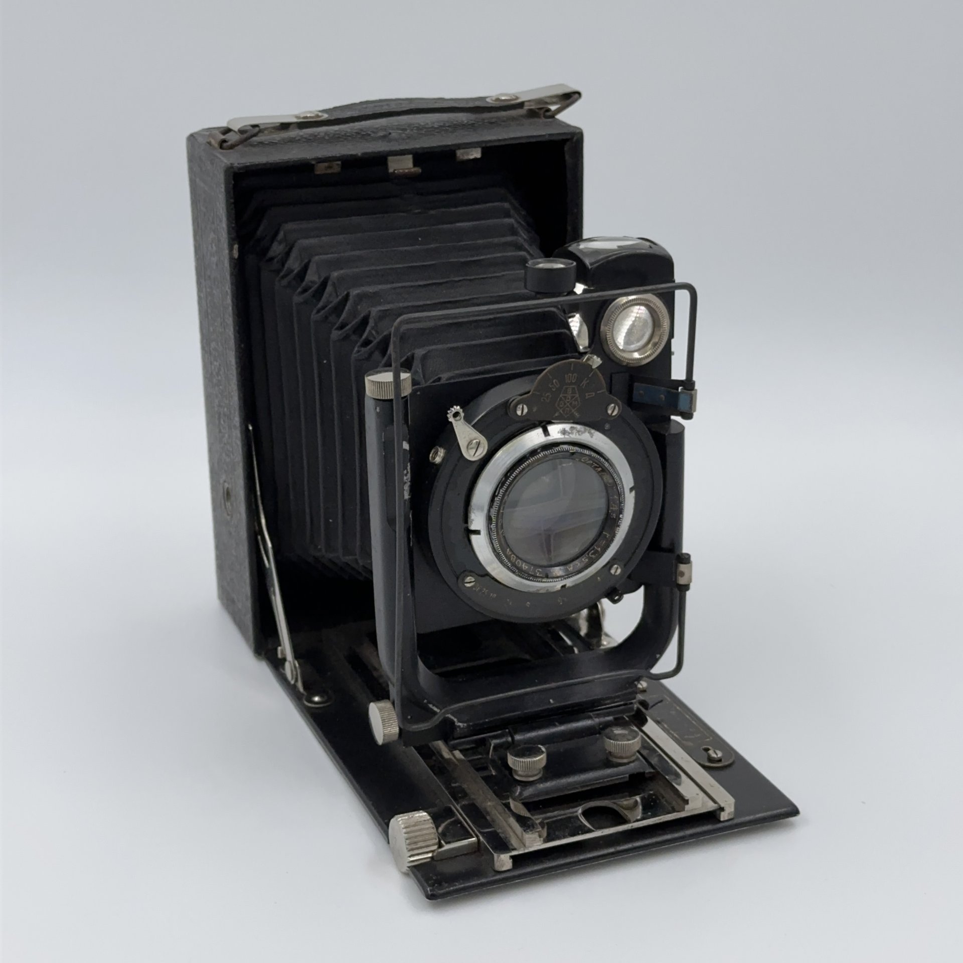 Фотоаппарат пластиночный "Фотокор-1", Государственный оптико-механический завод имени ОГПУ (ГОМЗ)