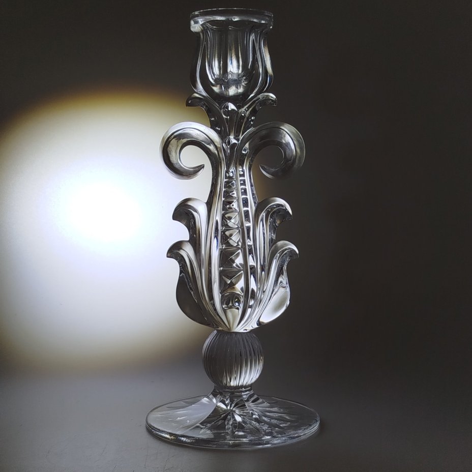 Подсвечник в виде цветка, стекло, Гусевской хрустальный завод (Гусь-Хрустальный), Россия, 1990-2020 гг.