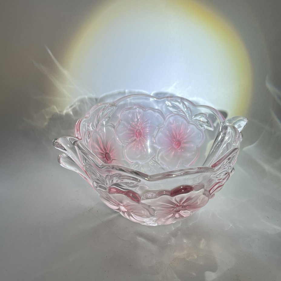 Ваза для конфет с цветочным декором и фигурным бортом, цветное стекло, матирование, Walther Glas, Германия, 1980-2000 гг.