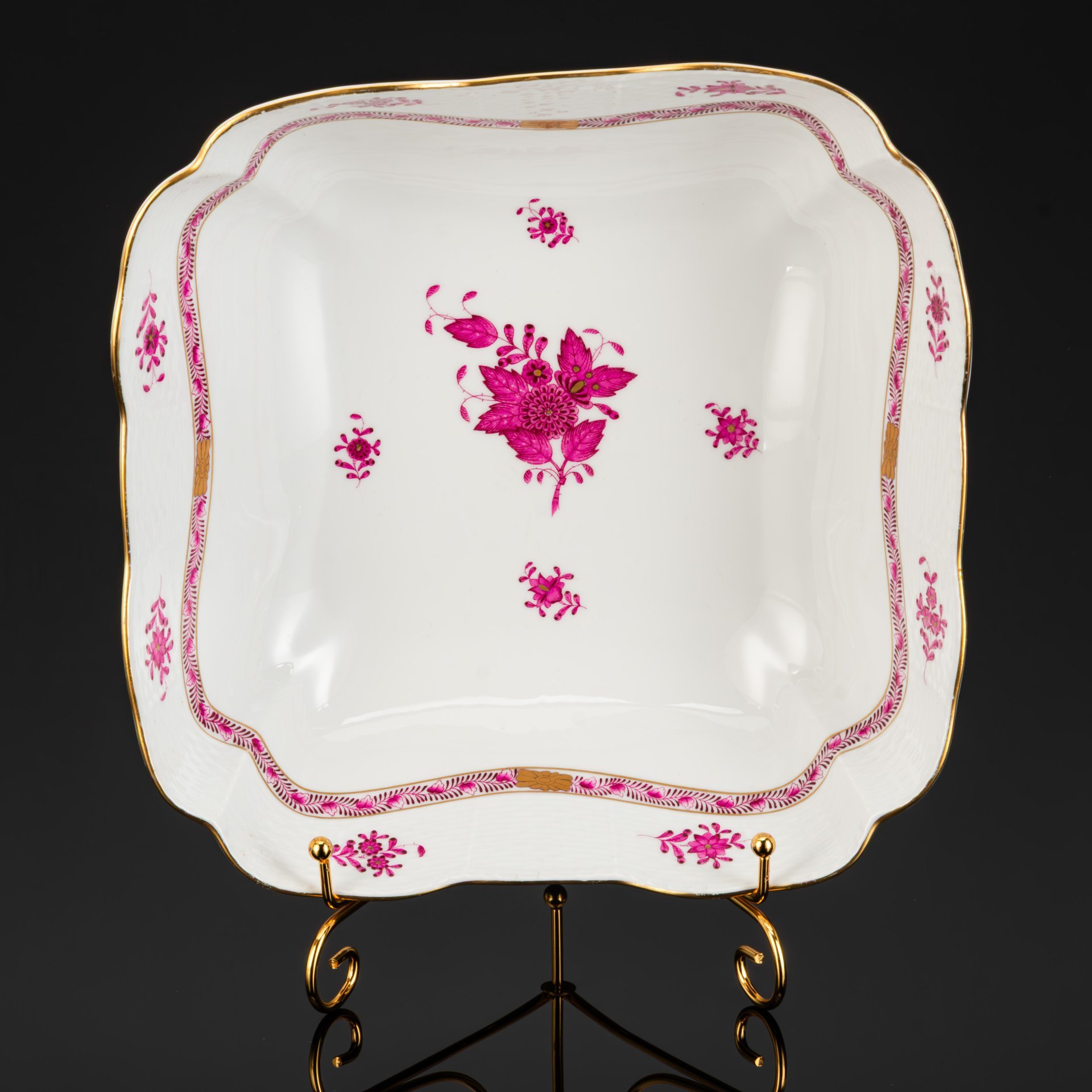 Блюдо сервировочное (салатник), выполненный в фирменном дизайне "Chinese Bouquet/Apponyi Purpur", Herend (Херенд)