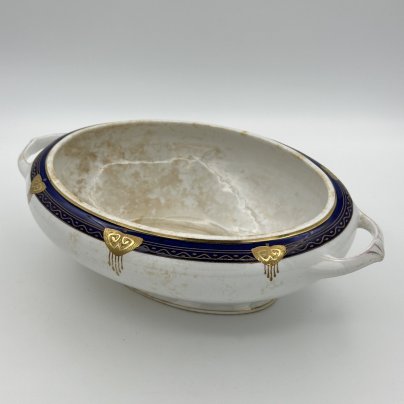 Терина на фигурной ножке в стиле модерн, Villeroy & Boch