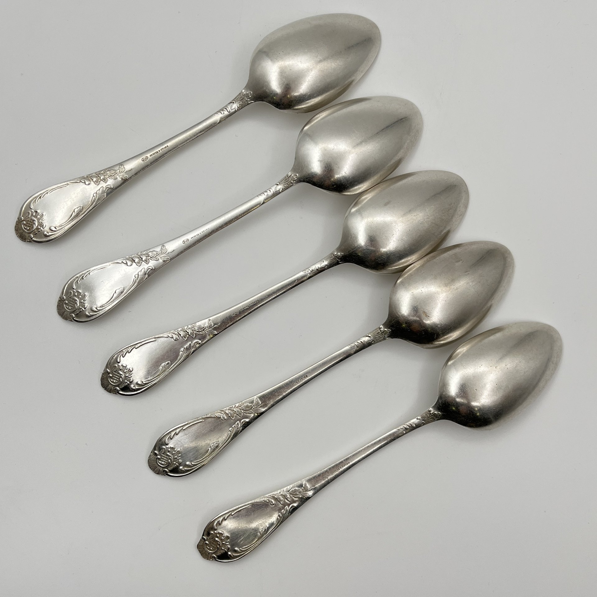 Набор из 5-ти столовых ложек с растительным декором, мНЦ (медь-никель-цинк), Вольнянский завод столовых приборов им. Шевченко (ЗiШ, ЗиШ), СССР, 1960-1980 гг.