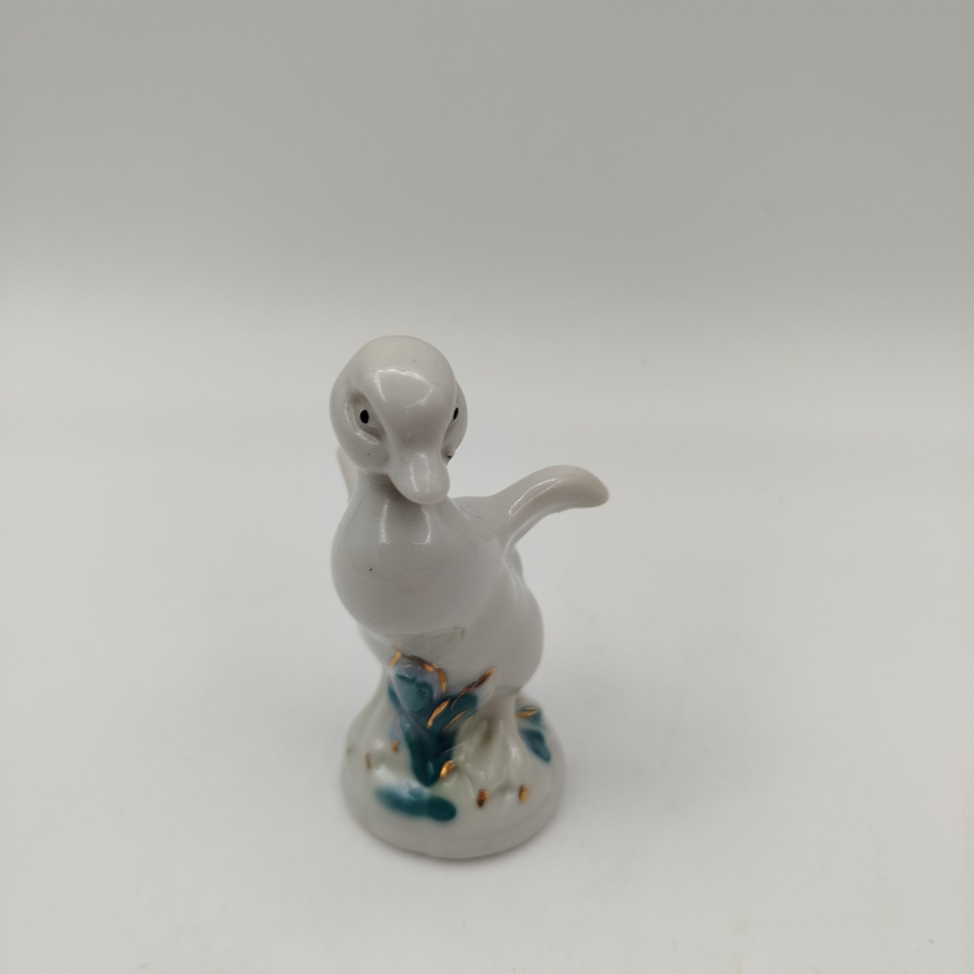 Статуэтка  "Утёнок", скульптор Н. И. Бессарабова