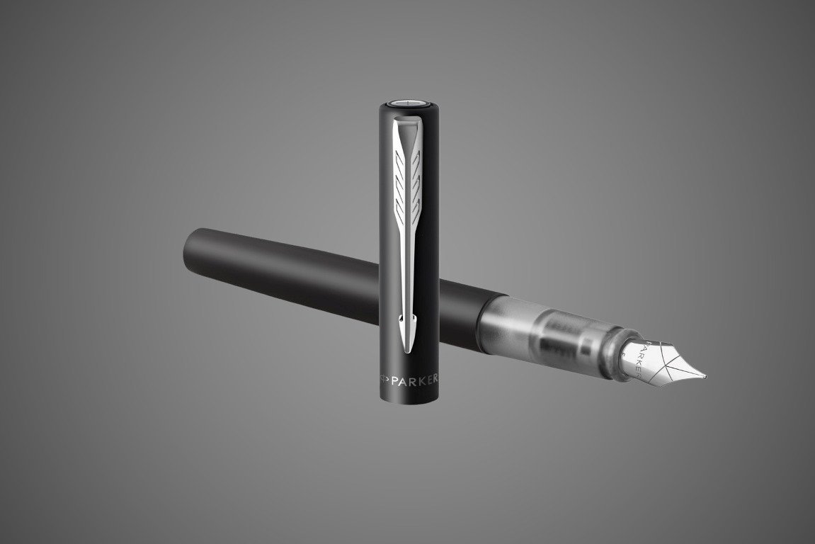 Перьевая ручка Parker Vector XL Black CT цвет чернил blue, перо: F/M, в подарочной упаковке., Лаки и смолы: лак, металл, нержавеющая сталь, пластик, хром