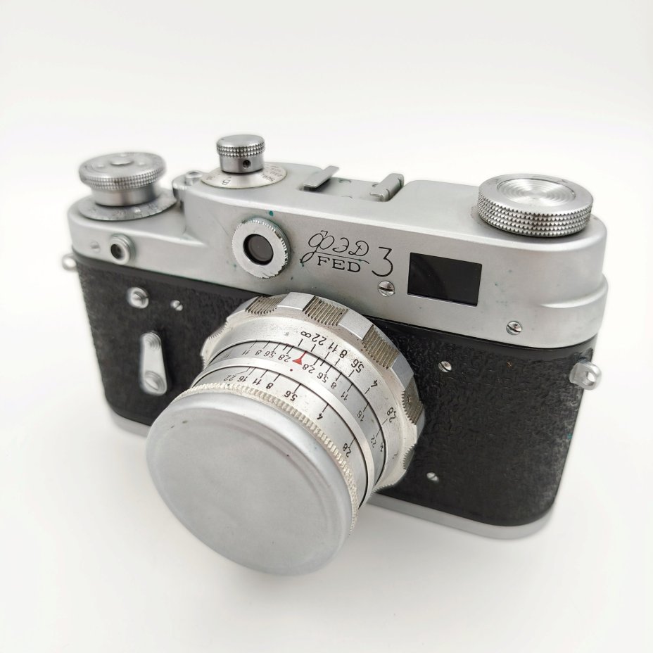 Фотоаппарат "ФЭД-3" с объективом "Индустар-61" в оригинальном кофре, Харьковский машиностроительный завод им. Дзержинского (ФЭД)