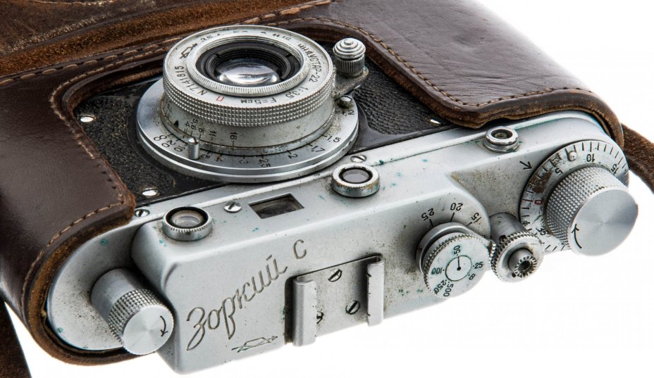 Фотоаппарат пленочный "Зоркий С" с объективом "Индустар-22" в оригинальном кофре, металл, кожа, Красногорский механический завод, СССР, 1957 г., Красногорский механический завод (КМЗ)