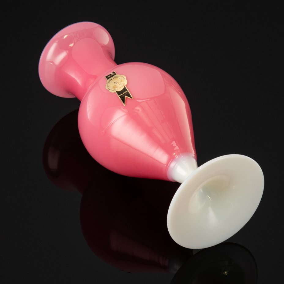 Изящная ваза розового цвета на витой ножке, Empoli, стекло, opaline, Италия, 1950-1970 гг.