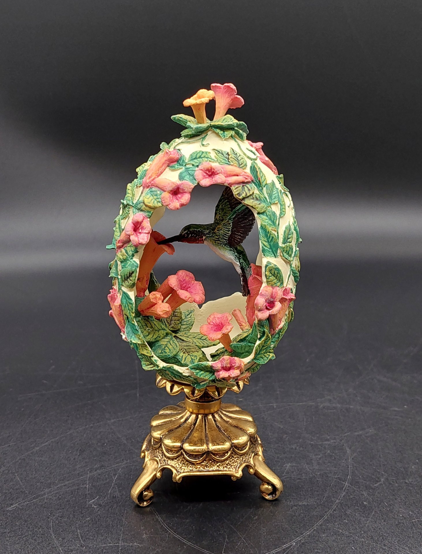 Статуэтка в форме яйца "Колибри"  из серии "House Of Faberge", The Franklin Mint