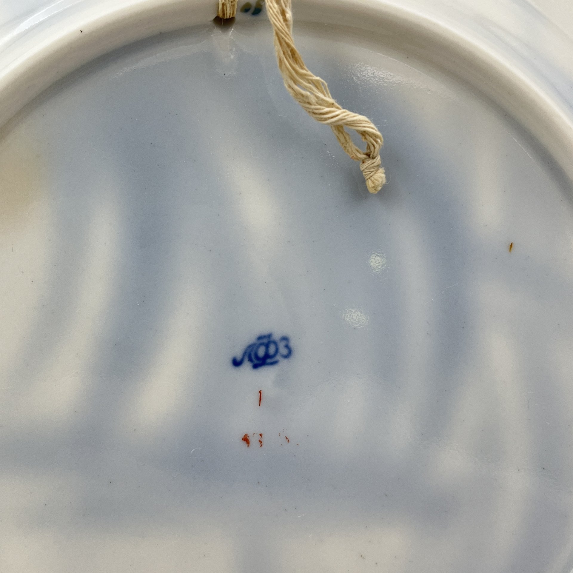 Тарелка декоративная "Корабль", автор В.М. Городецкий, фарфор, роспись, Ленинградский фарфоровый завод (ЛФЗ), СССР, 1960-1970 гг.