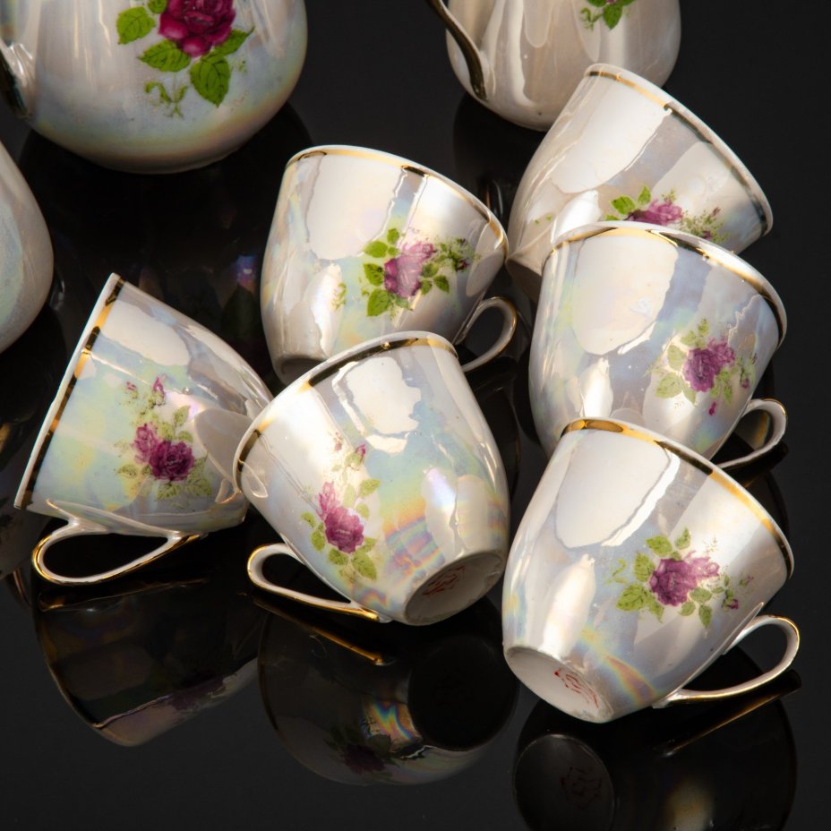 Сервиз кофейный с декором в виде роз на 6 персон (9 предметов), фарфор, деколь, люстр, золочение, Ереванский фаянсовый завод, СССР, 1960-1980 гг.