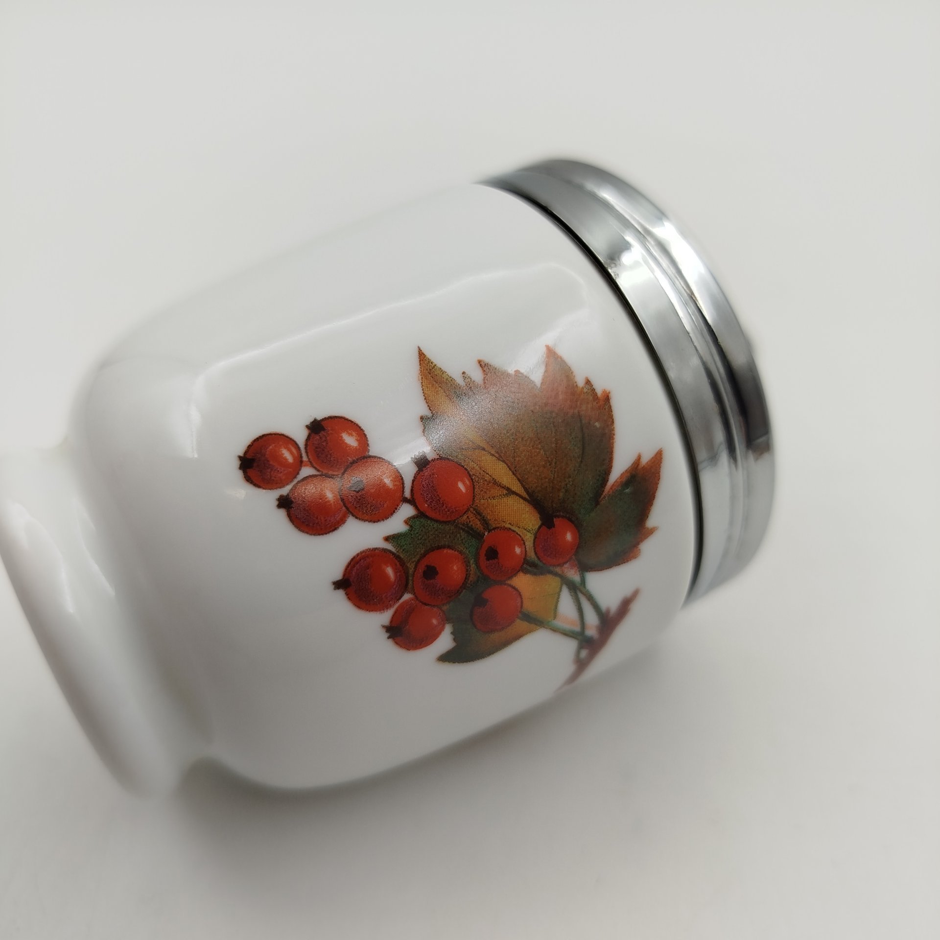 Кодлер большой  с растительным декором, фарфор, деколь, металл, Royal Worcester, Royal Worcester