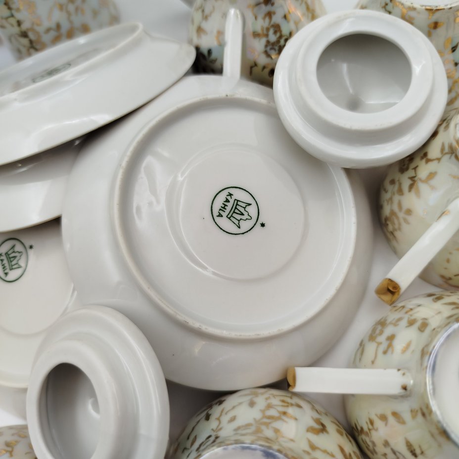 Кофейный сервиз "Флора" на 6 персон (15 предметов), фарфор, деколь, люстр, золочение, Kahla, ГДР, 1968-1987 гг.