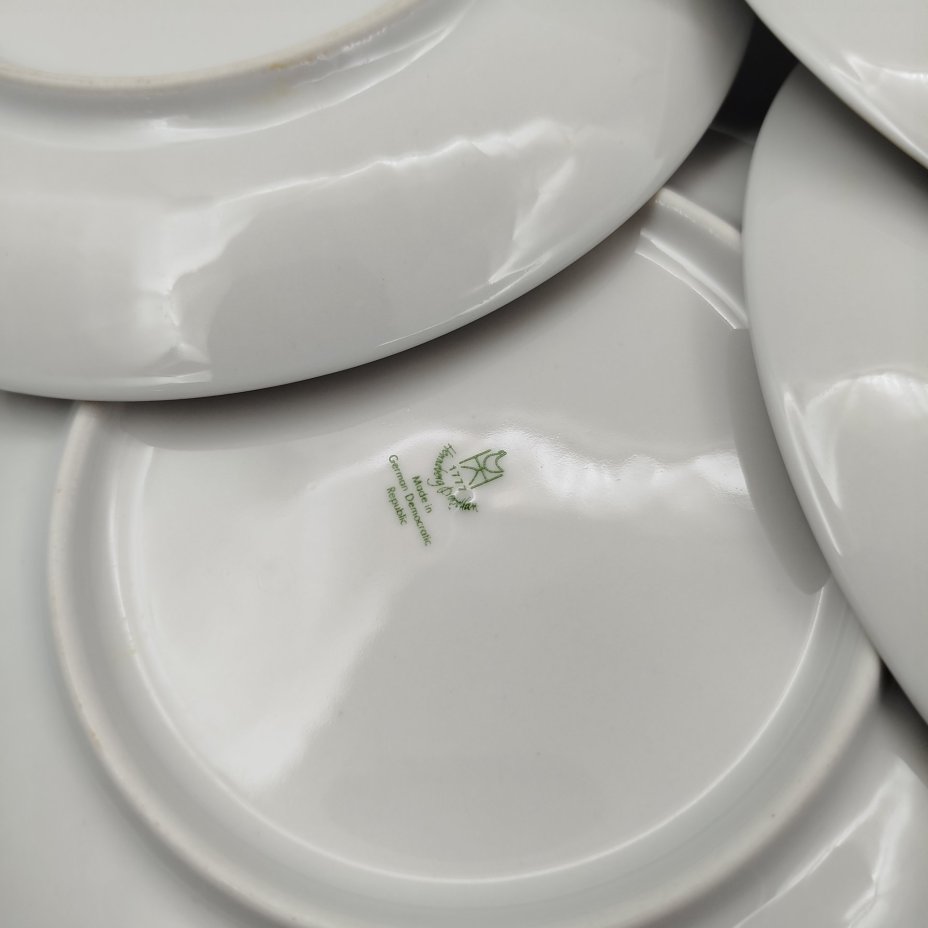 Набор десертных тарелок с цветочным декором на 6 персон, фарфор, деколь, золочение, Graf Von Henneberg Porzellan, 1777 Jlmenau, ГДР, 1977-1990 гг.