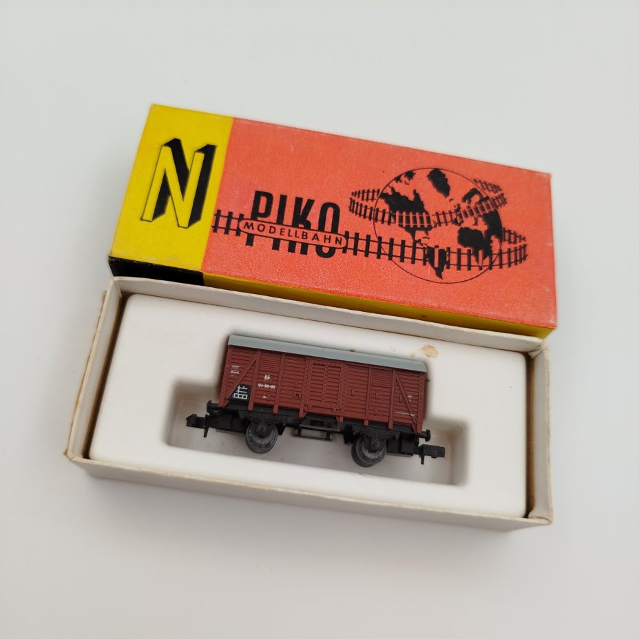 Модель железнодорожного вагона "Kuhlwagen 5/4126-04", в оригинальной коробке, пластик, картон, печать, Piko, Piko