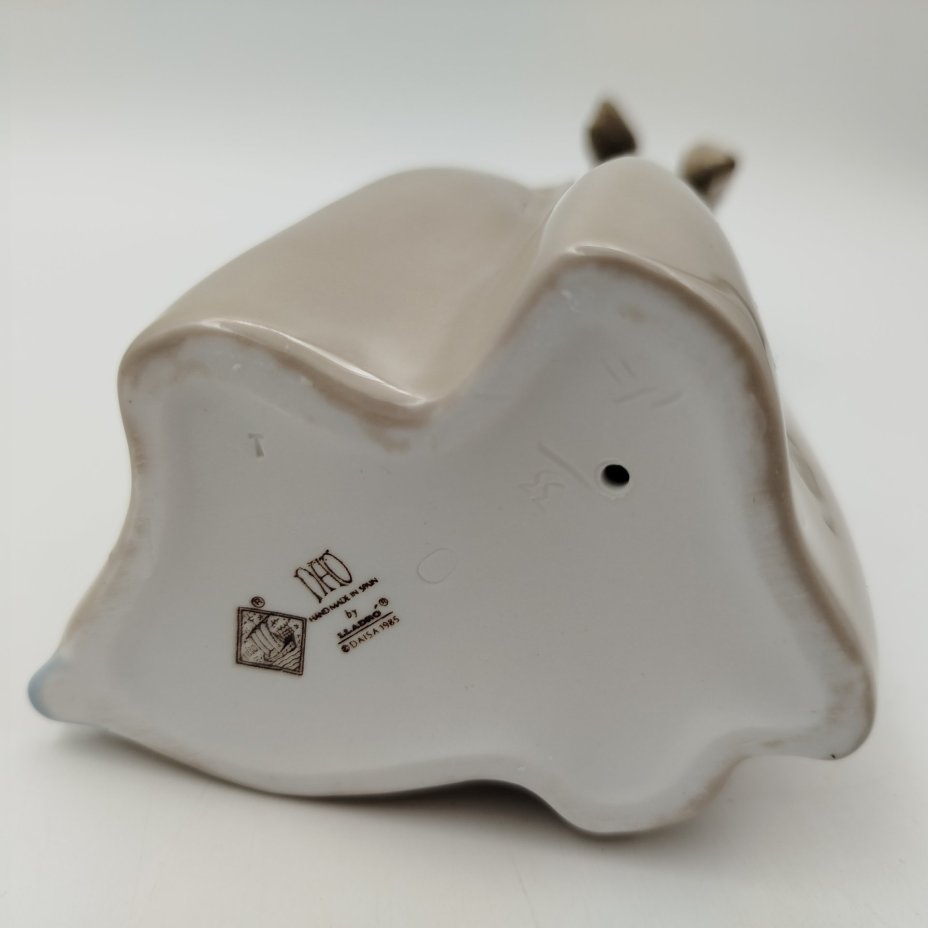 Статуэтка "Девочка с игрушечным клоуном", фарфор, роспись, NAO Porcelain, Испания, 1985-2000 гг.