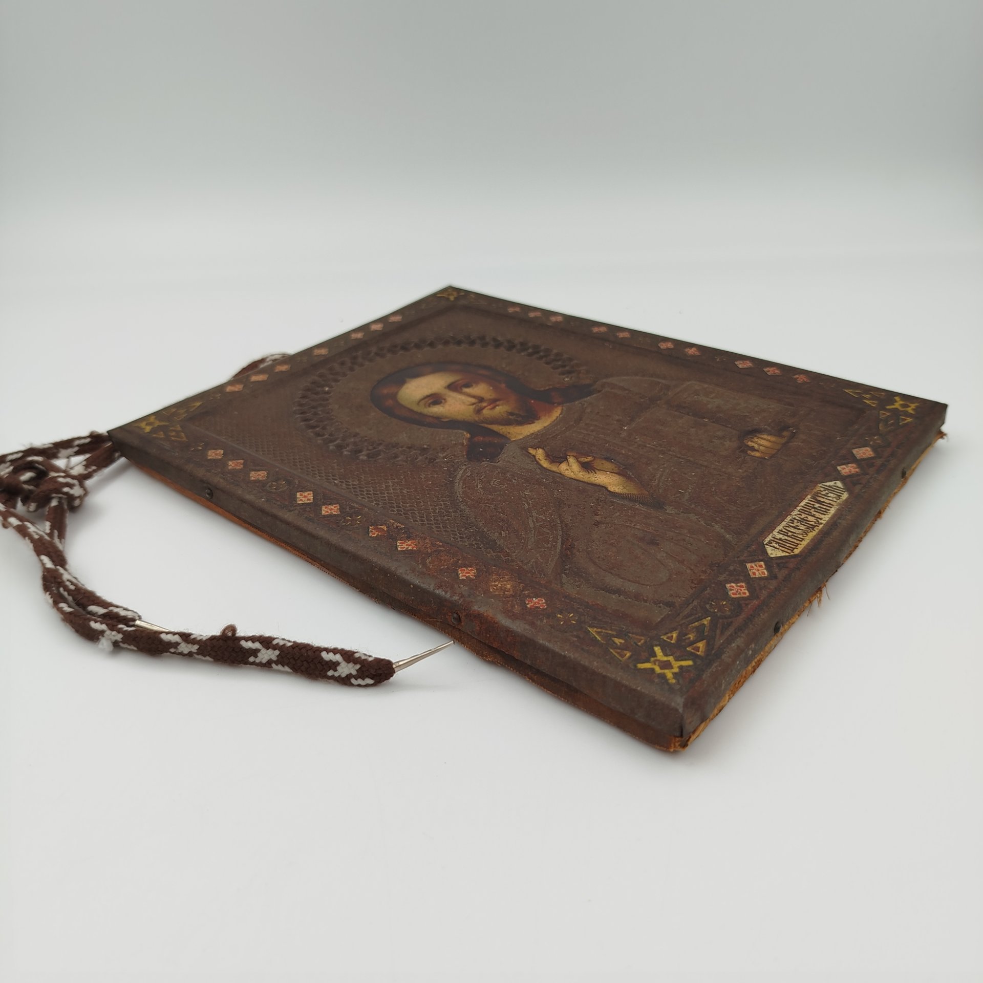 Икона "Господь Вседержитель", жесть, хромолитография (печать), дерево, Российская империя, 1900-1915 гг.