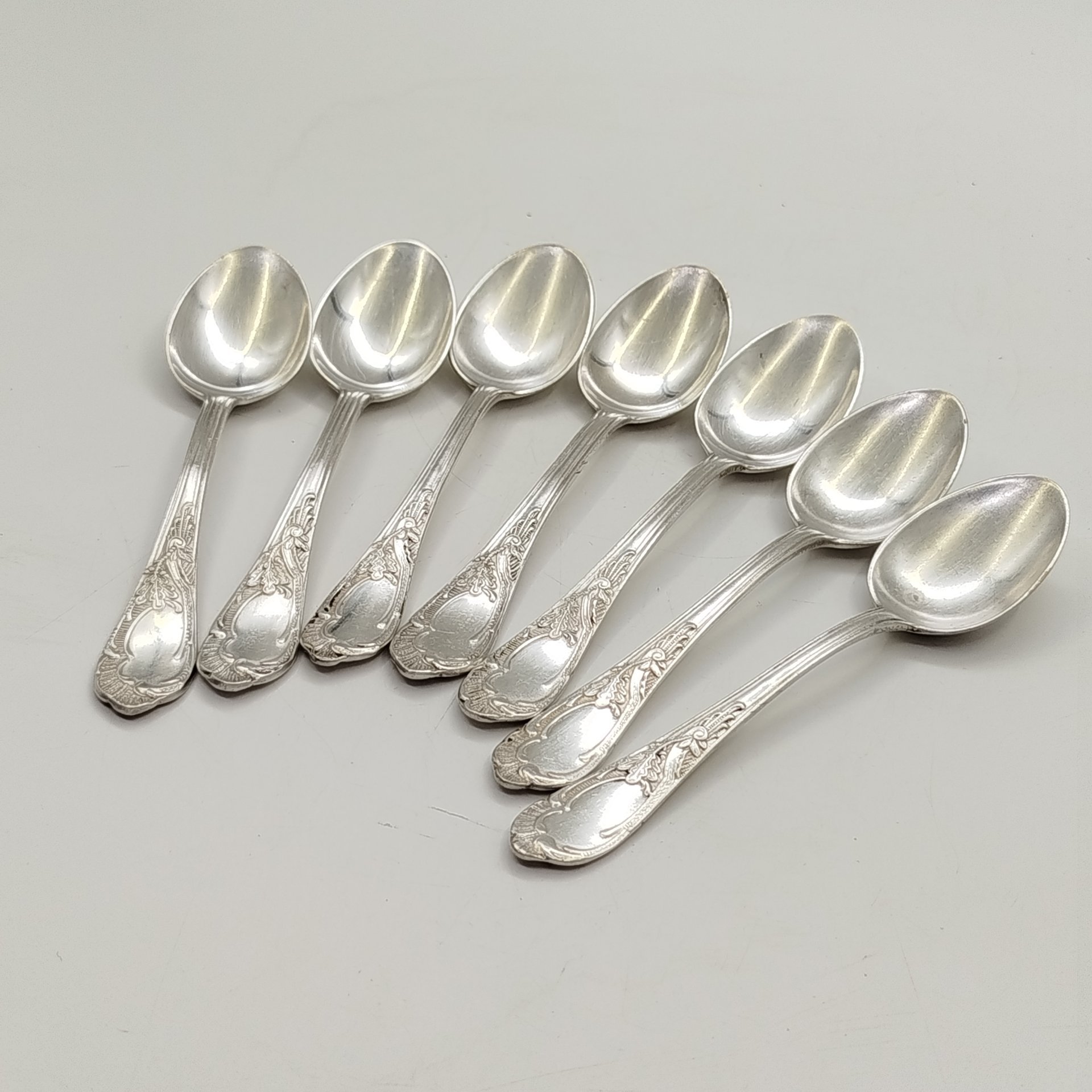 Набор чайных ложек "Дубок" на 6 персон, мНЦ (медь-никель-цинк), Киевский завод столовых приборов и посуды им. Дзержинского (ЗiД, ЗиД), СССР, 1960-1990 гг.