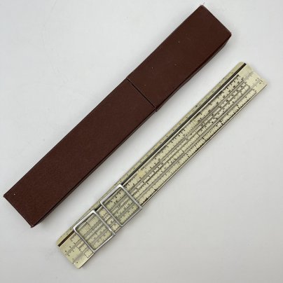 Линейка логарифмическая в кофре