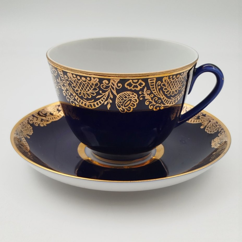 Пара чайная "Золотой фриз", фарфор, крытье кобальтом, Ленинградский фарфоровый завод (ЛФЗ), СССР, 1960-1970 гг.