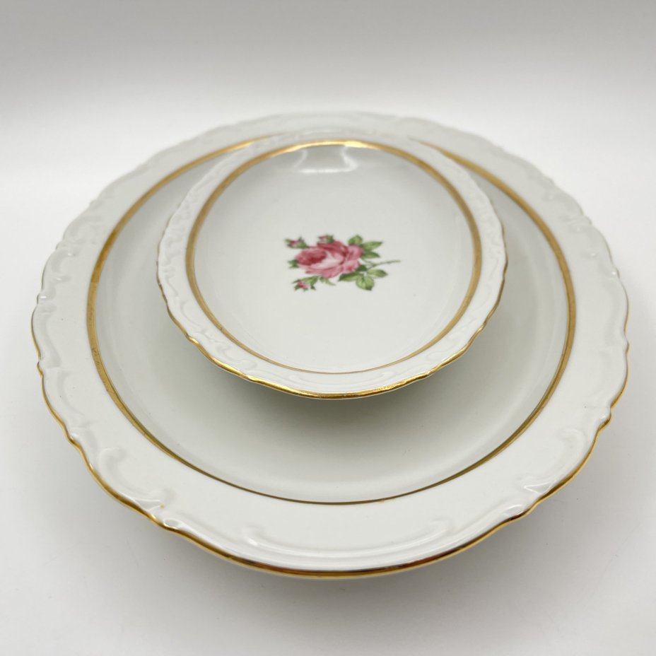 Набор из 2-х блюд, украшенных изображением розы, фарфор, деколь, золочение, Kahla, ГДР, 1968-1987 гг.