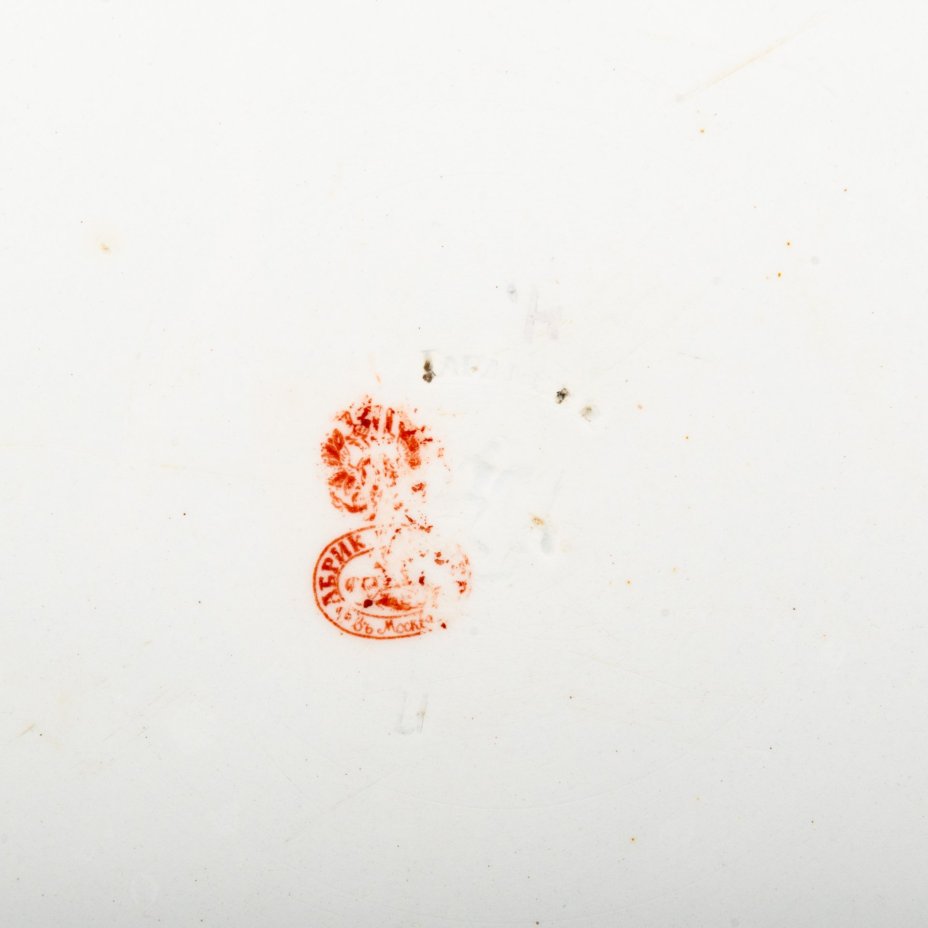 Блюдо "Хлеб соль", фаянс, деколь, крытье, золочение, Фарфоровая фабрика Гарднера, Российская империя, 1870-1890 гг.