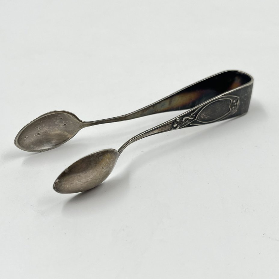 Щипцы для сахара с декором на ручке, мНЦ (медь-никель-цинк), СССР, 1960-1990 гг.