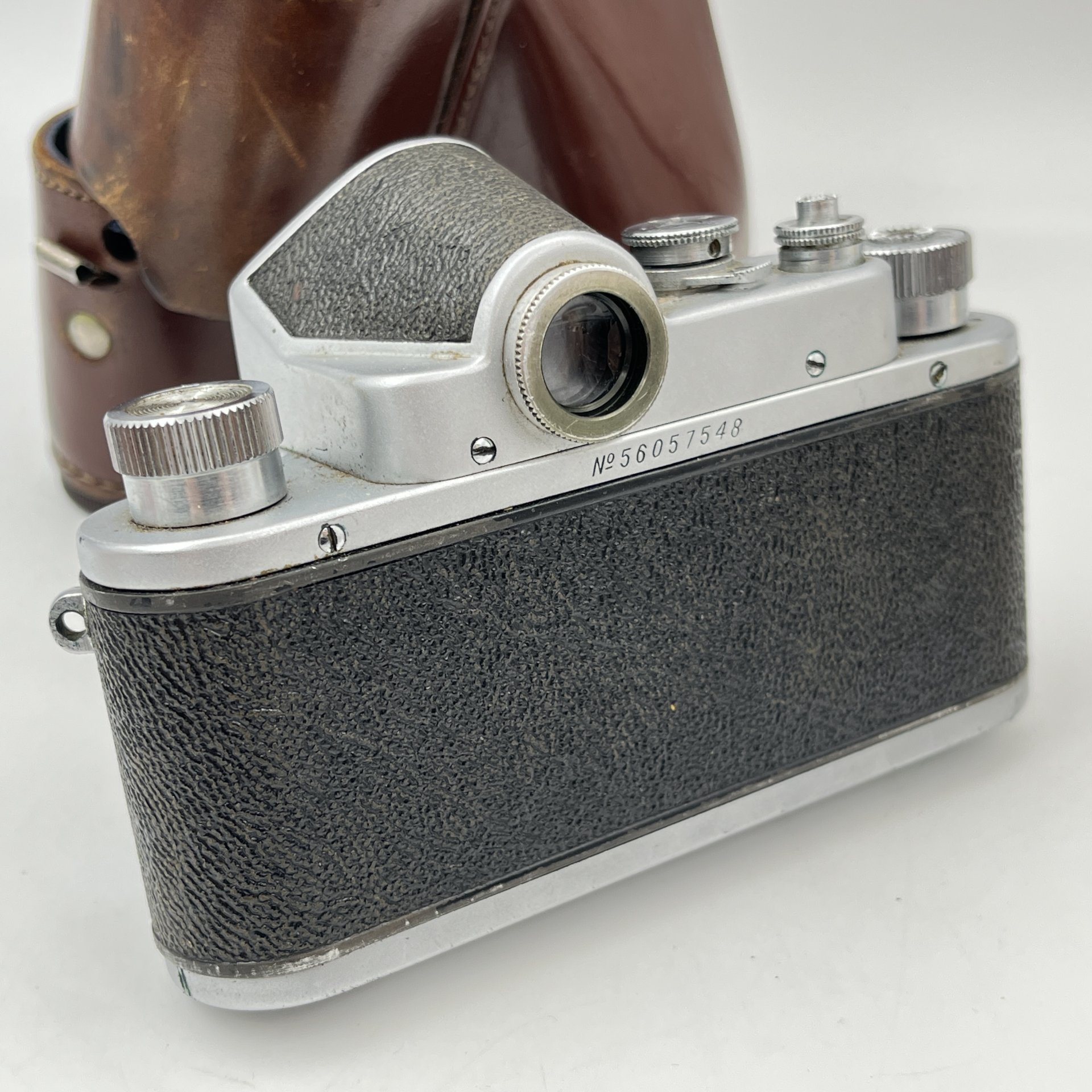 Фотоаппарат (нерабочий) "Зенит-С" с объективом "Индустар-50" 1:3,5, F=5 cm, в кофре, Красногорский механический завод (КМЗ)