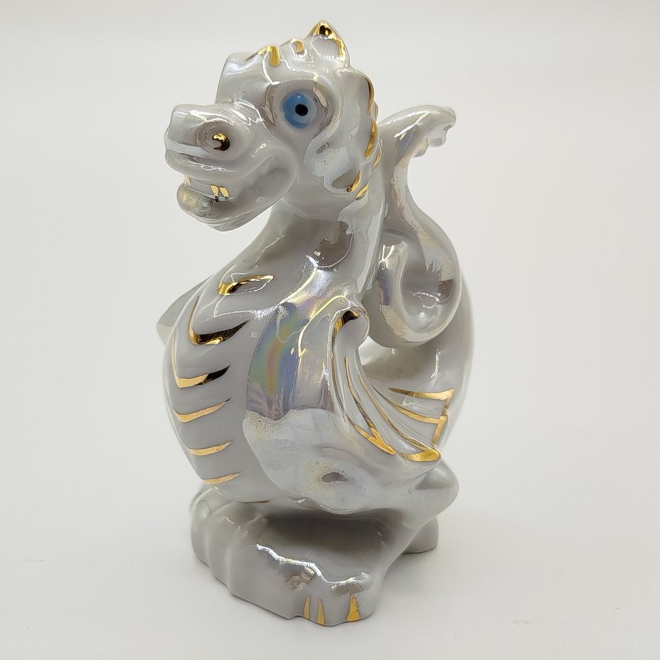 Статуэтка "Дракон"