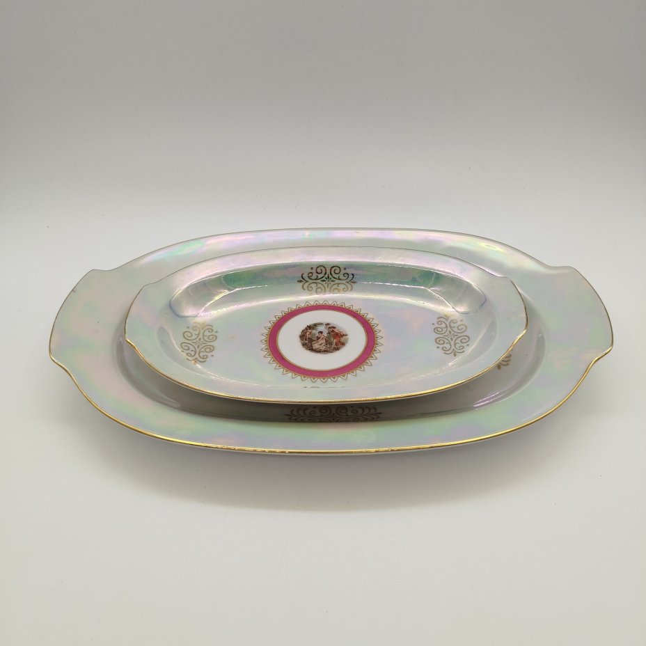 Набор из двух сервировочных блюд овальной формы из сервиза мадонна, фарфор, деколь, обводка, золочение, люстр, Graf Von Henneberg Porzellan, 1777 Jlmenau, ГДР, 1972-1977 гг.
