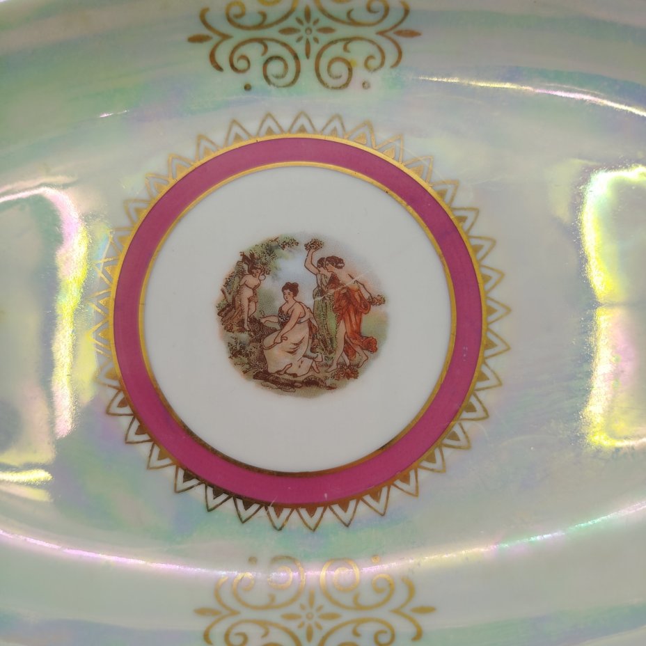 Набор из двух сервировочных блюд овальной формы из сервиза мадонна, фарфор, деколь, обводка, золочение, люстр, Graf Von Henneberg Porzellan, 1777 Jlmenau, ГДР, 1972-1977 гг.