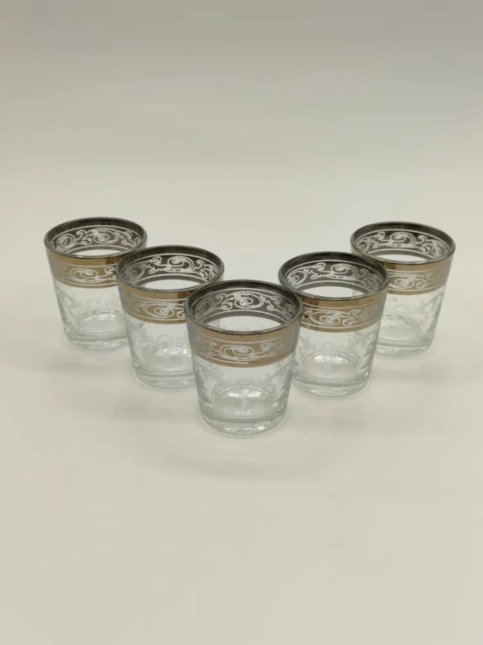 Набор из 5-ти стопок с растительным орнаментом на ободках, стекло, Гусевской хрустальный завод (Гусь-Хрустальный), Россия, 2000-2010 гг.