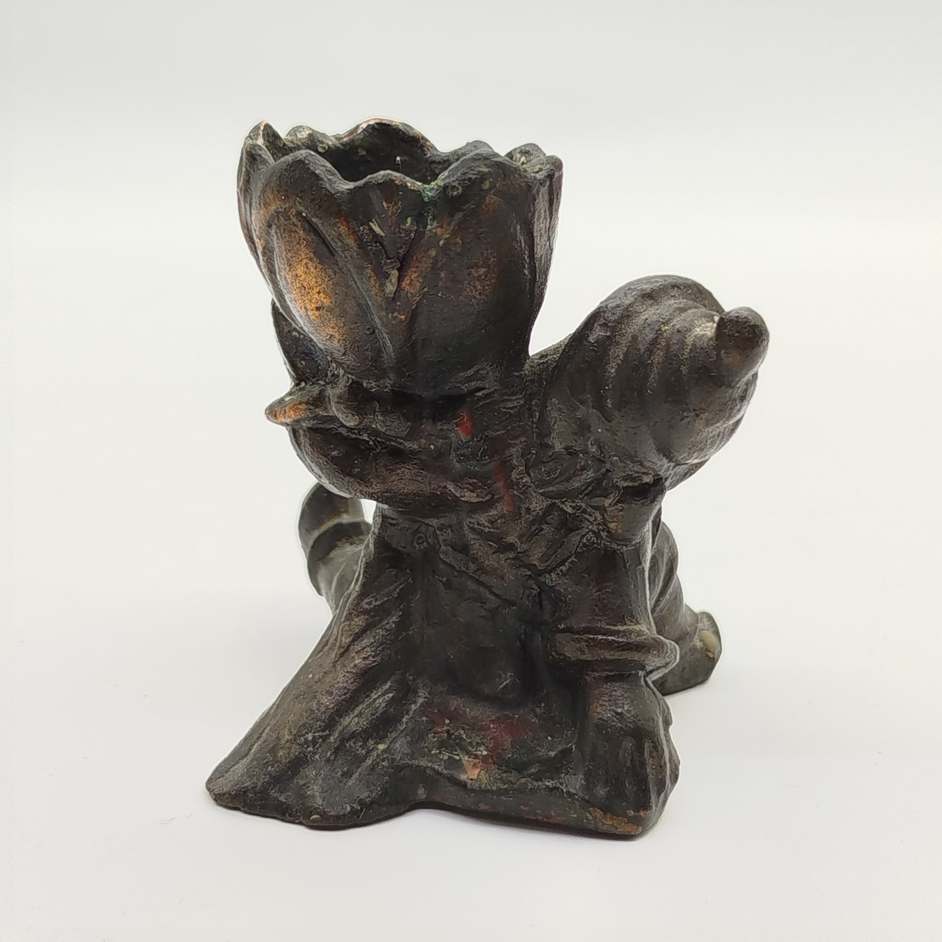 Подсвечник "Гном с корзиной"