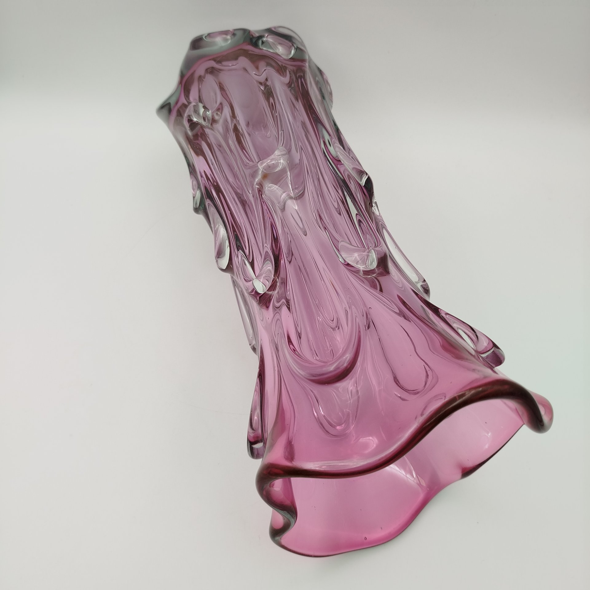 Ваза розового оттенка (большая)