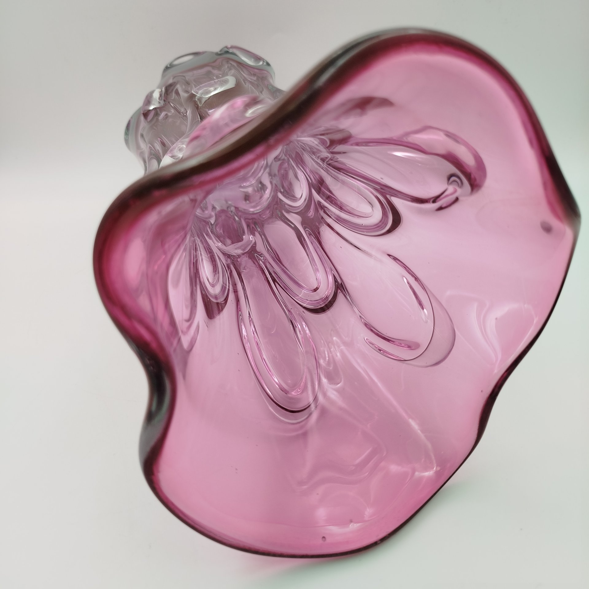 Ваза розового оттенка (большая)