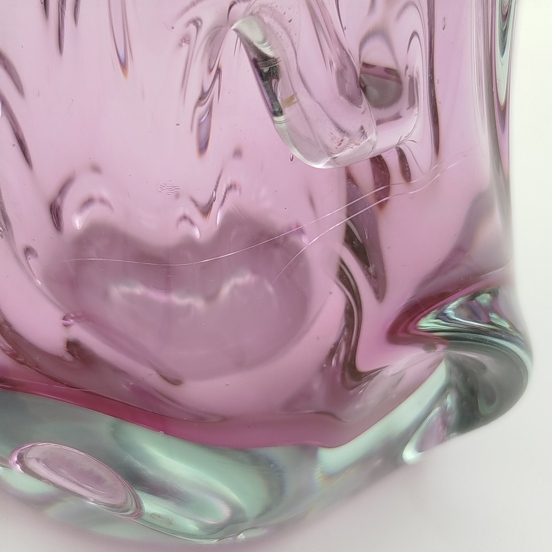 Ваза розового оттенка (большая)