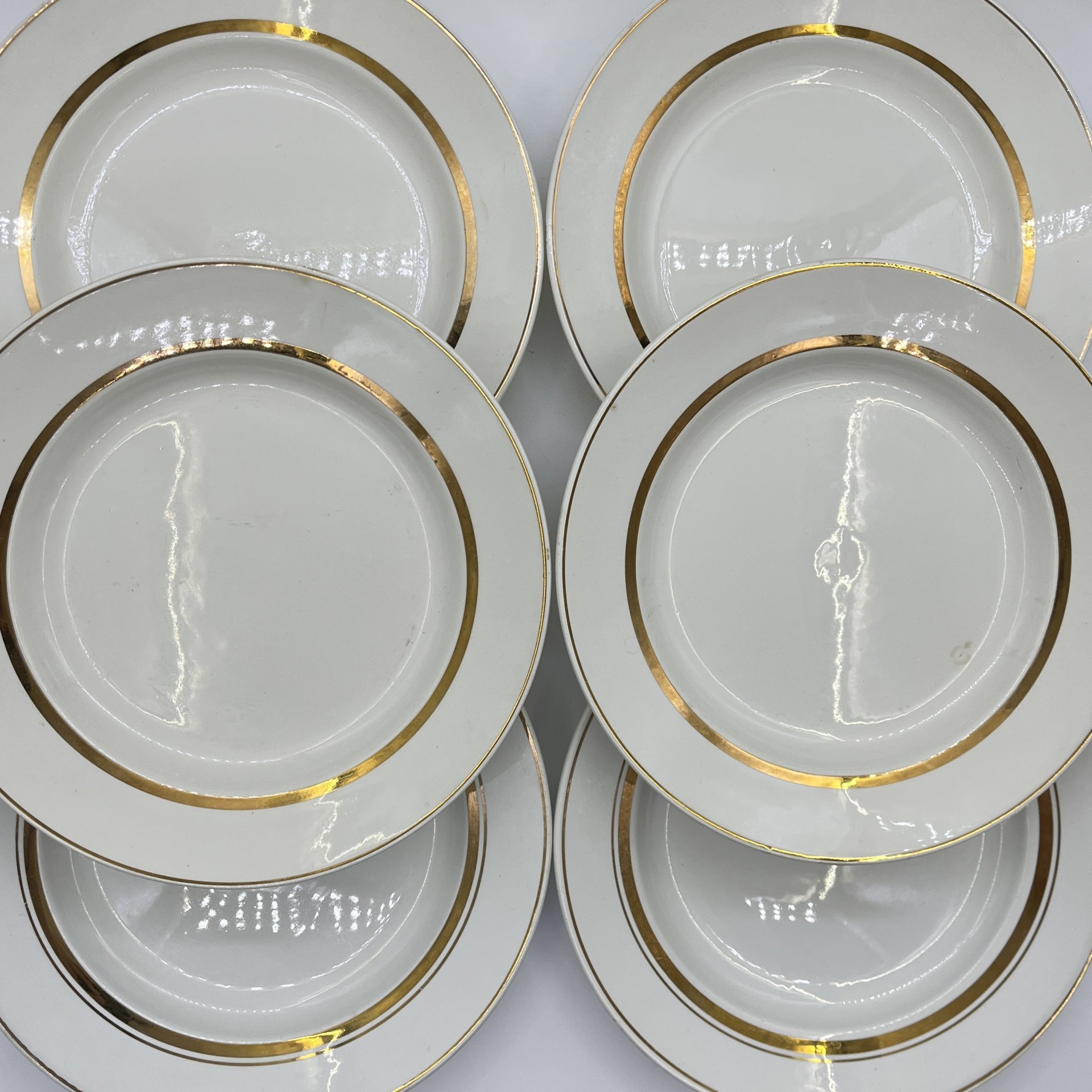 Набор из 6-ти обеденных тарелок (в подборе), фаянс, золочение, Конаковский фаянсовый завод им. М.И. Калинина (ЗиК Конаково), Россия, 2007 г.