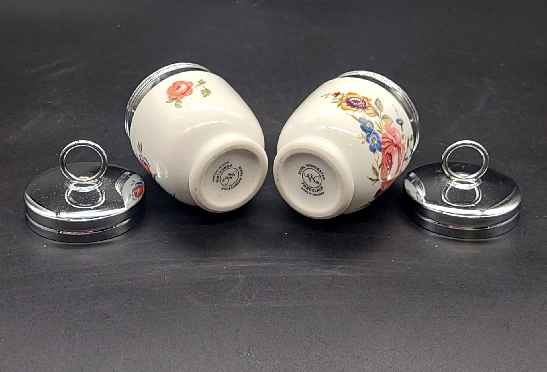 Пара кодлеров для варки яиц с цветочным декором, Royal Worcester
