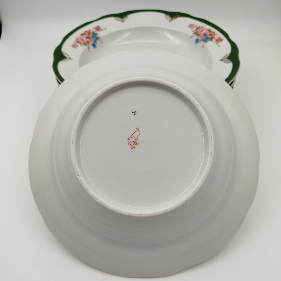 Набор из 6-ти суповых тарелок из сервиза "Воспоминание", фарфор, деколь, золочение, Дулевский фарфоровый завод (Дулёво), Российская Федерация, 1999 г.