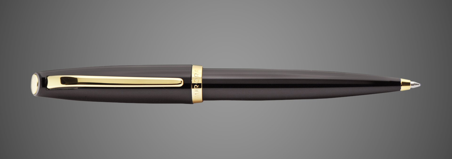 Шариковая ручка Aurora Pen resin, black GT, Металлы: золото, смола