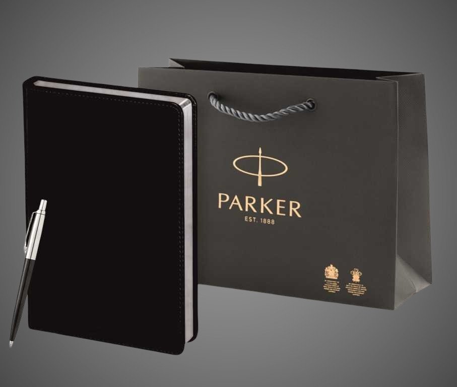 Подарочный набор: Шариковая ручка Parker Jotter K60, цвет: Black, стержень: Mblue и Ежедневник черный, Металлы: нержавеющая сталь, пластик, хром