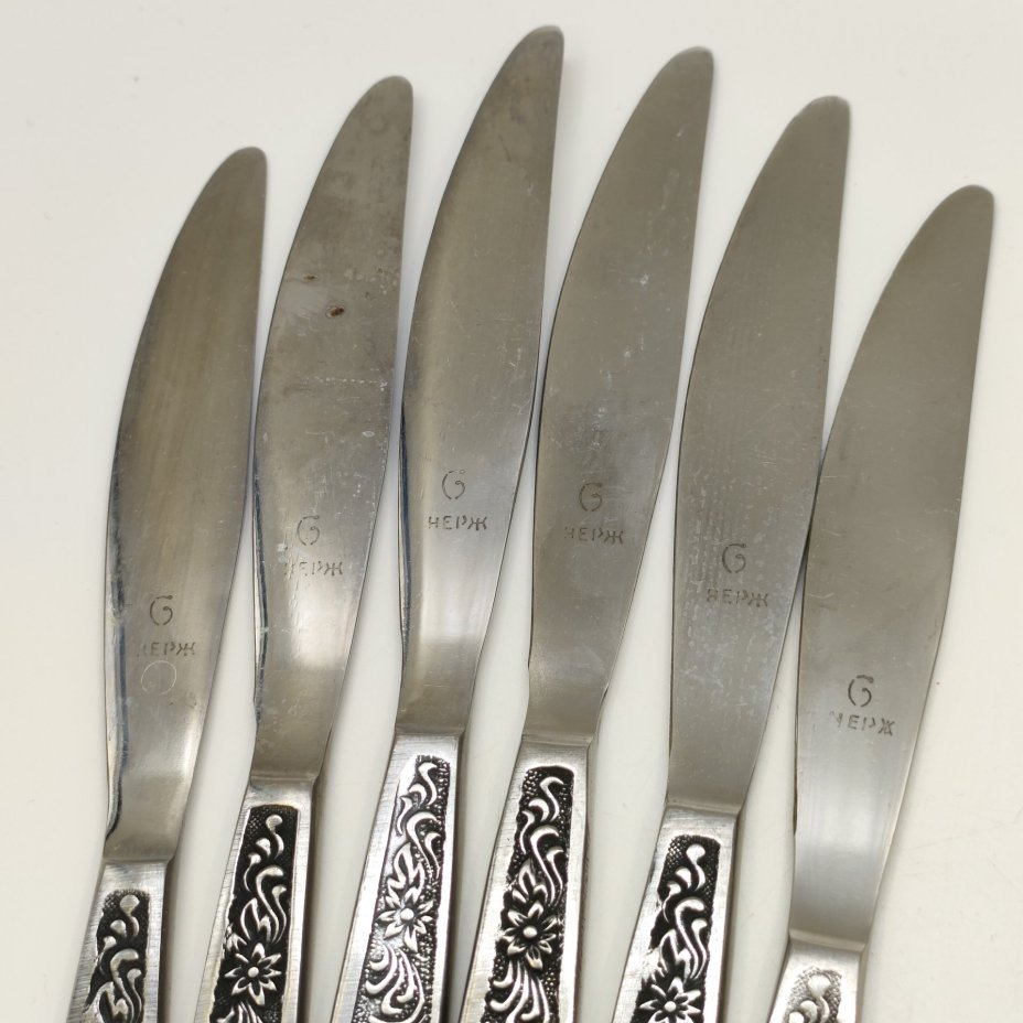 Набор столовых приборов на 6 персон (12 предметов) с цветочным декором в оригинальной коробке, нержавеющая сталь, картон, Артель «Звезда», Беляйково, СССР, 1975-1991 гг.