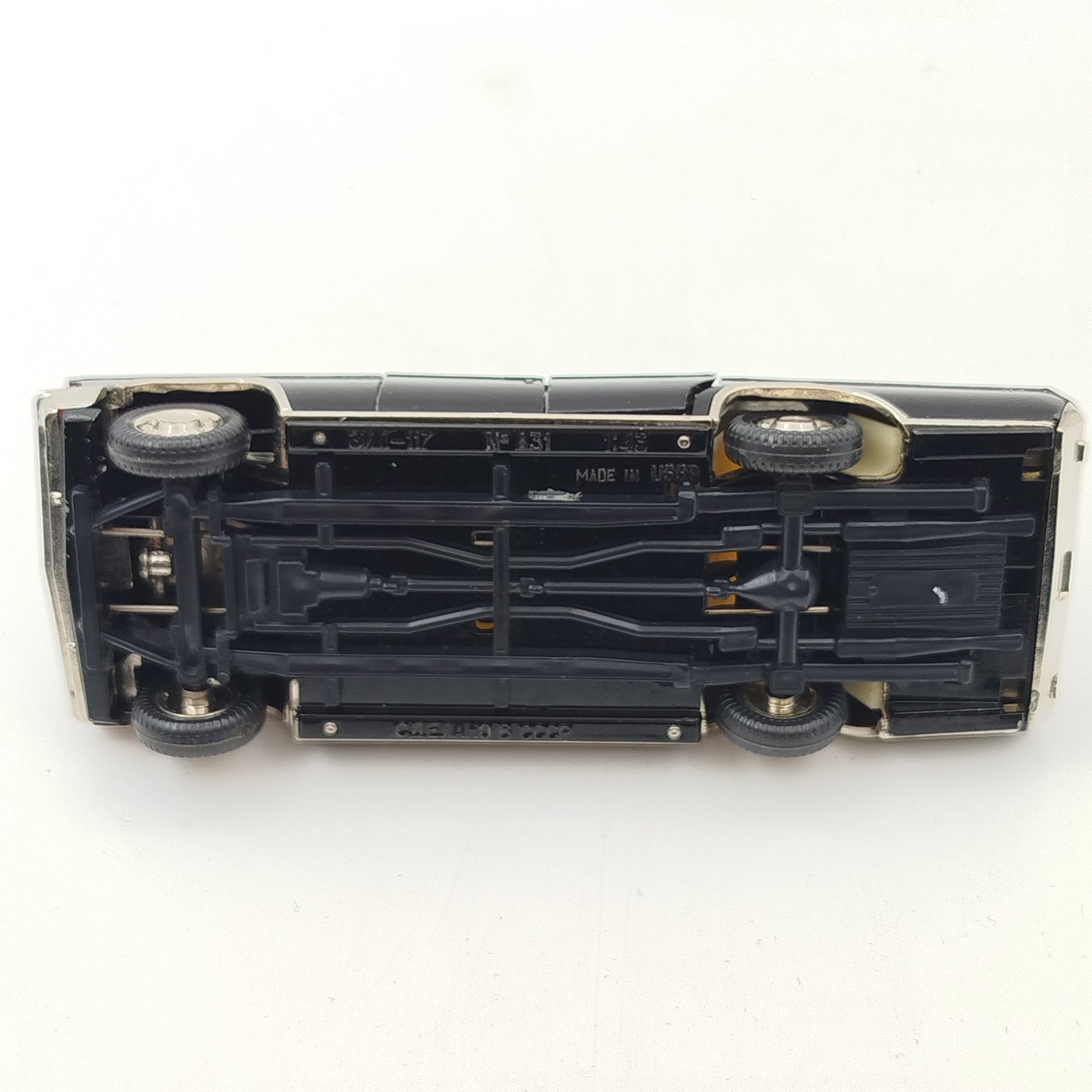 Модель автомобиля "ЗИЛ-117 № А31" , в масштабе 1:43, металл, пластик, Саратовский завод «Тантал», СССР, 1980-1990 гг.