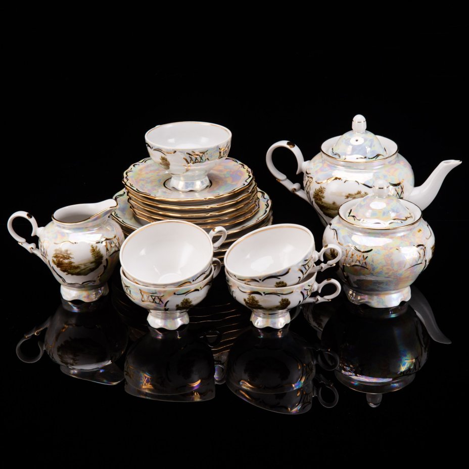 Сервиз чайный с декором в виде сельского пейзажа на 5 персон (18 предметов), фарфор, деколь, люстр, золочение, Дулевский фарфоровый завод (Дулёво), Российская Федерация, 2001 г.