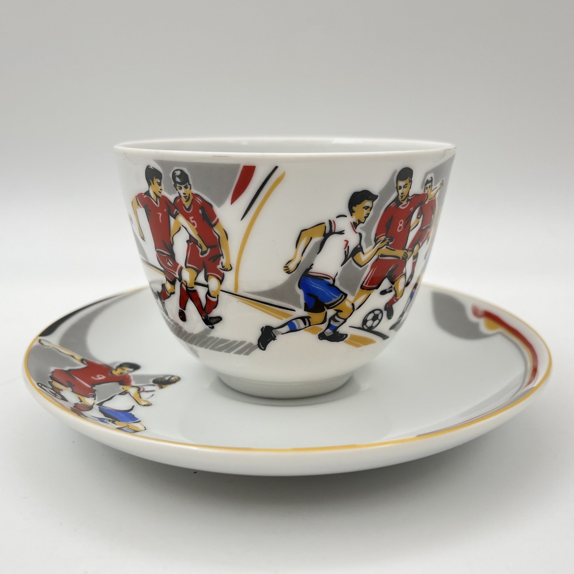 Пара чайная "Росгосстрах" (титульный спонсор чемпионата России по футболу), фарфор, деколь, Императорский фарфоровый завод (ИФЗ), Россия, 2017-2018 гг.